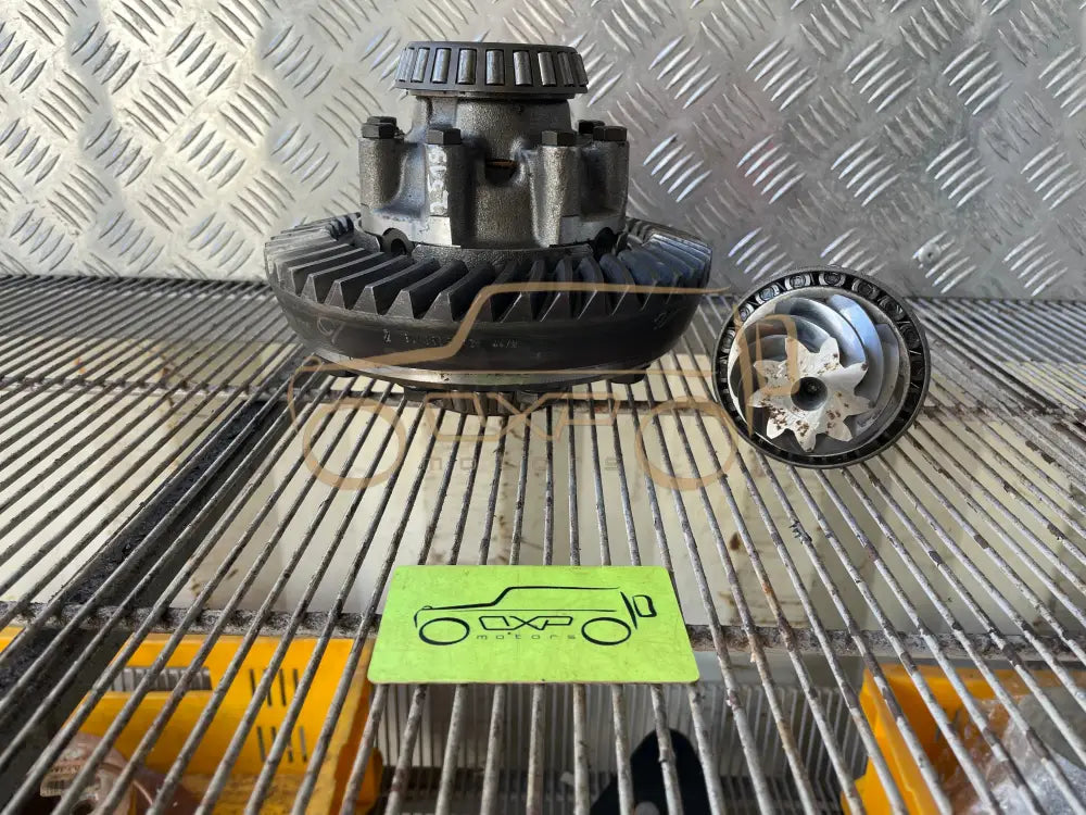 Mercedes-Benz G-Class W460/461 44:9 Rear ring gear and pinion