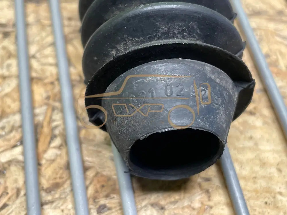 Mercedes-Benz G-Class W460/461 Cable Grommet