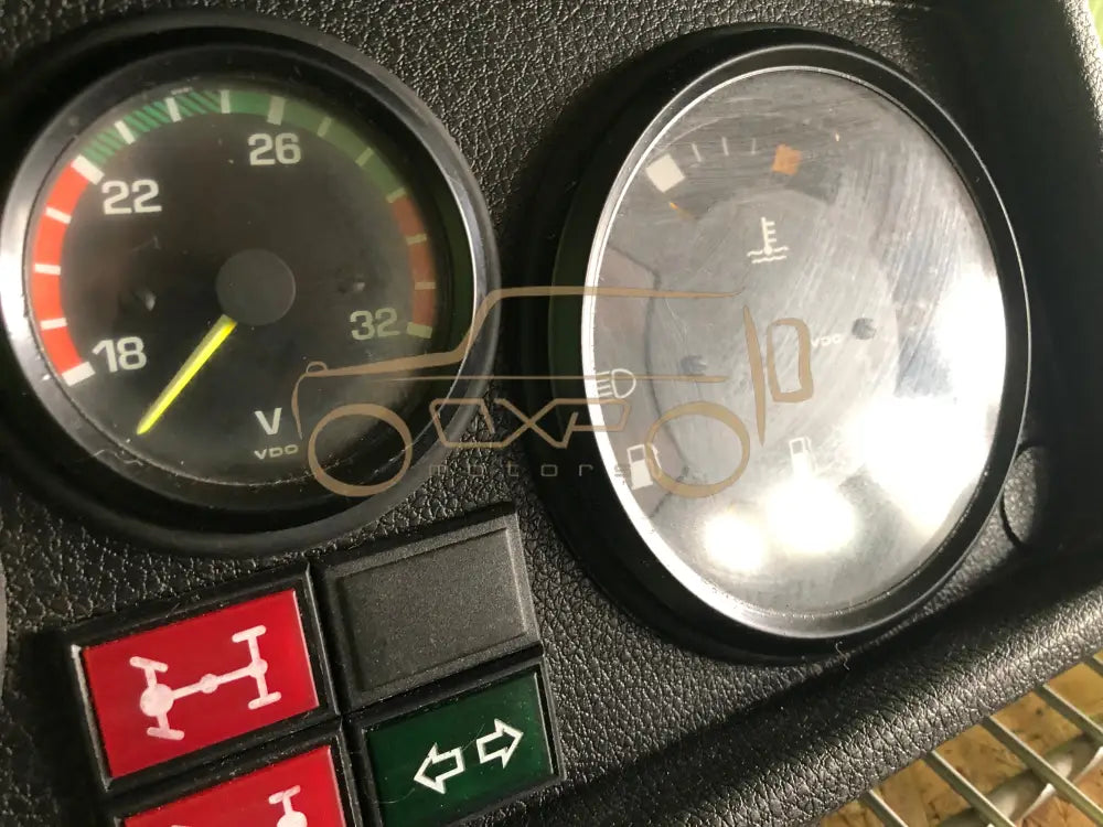 Mercedes-Benz G-Class W460/461 G240 24vK Tachometer/Speedometer