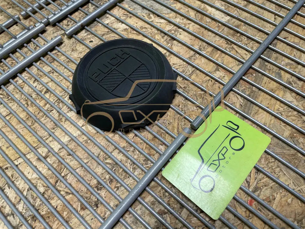 Mercedes-Benz G-Class W460/461 PUCH Wheel Emblem