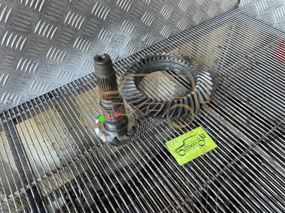 Mercedes-Benz G-Class W460/461 Rear ring gear and pinion 41:11