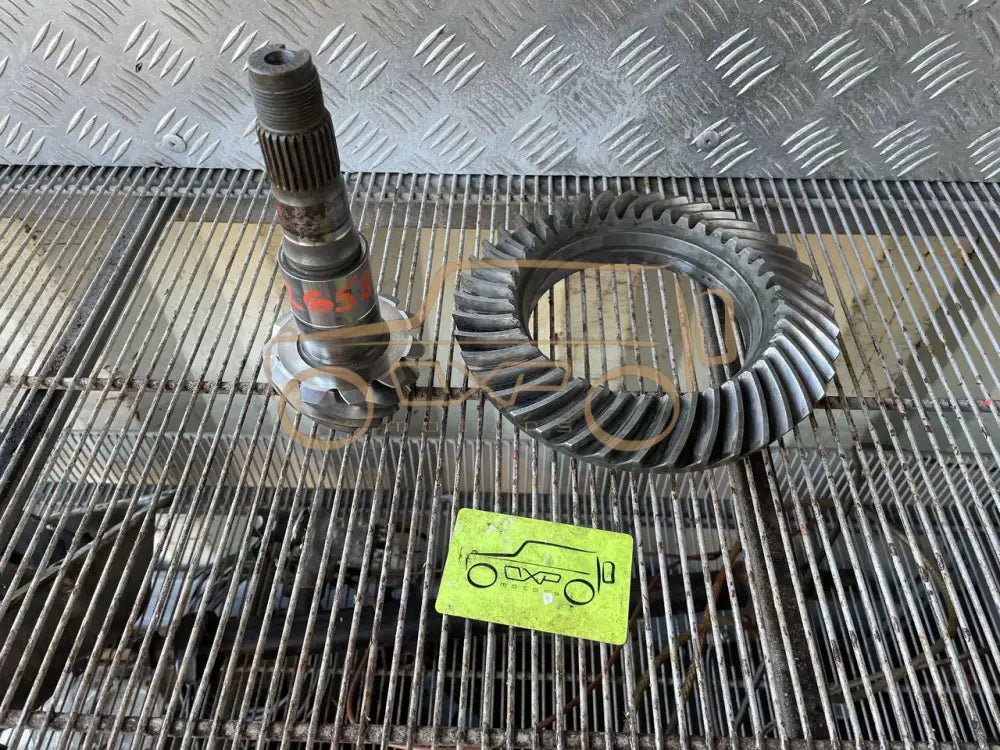 Mercedes-Benz G-Class W460/461 Rear ring gear and pinion 41:11