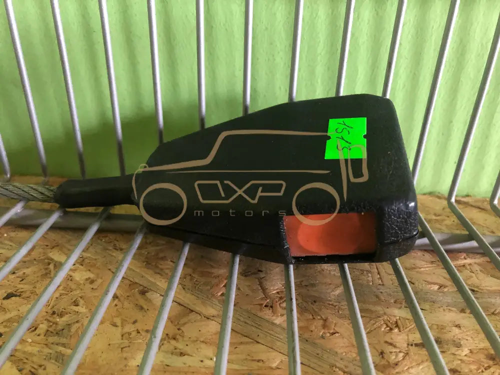 Mercedes-Benz G-Class W460/461 Seat belt buckle
