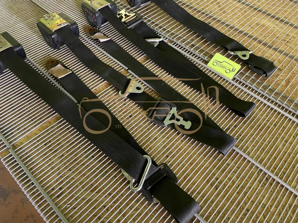 Mercedes-Benz G-Class W460/461 Seat Belt Set