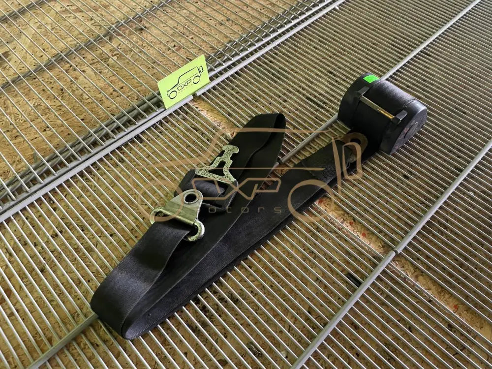 Mercedes-Benz G-Class W460 Front Left Seat Belt