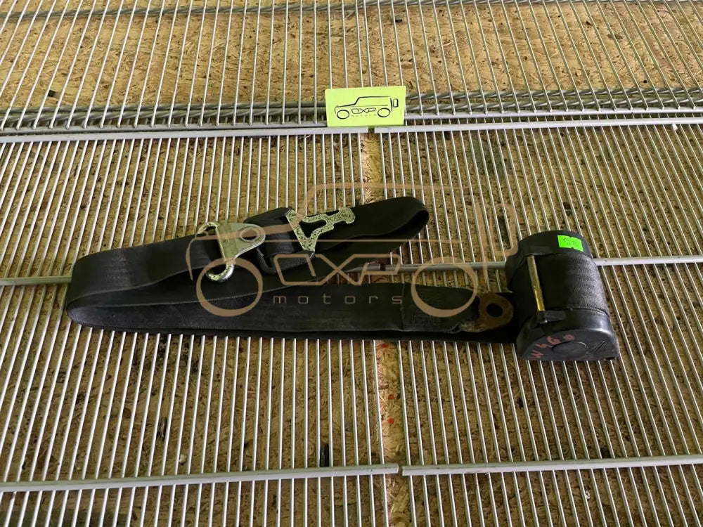Mercedes-Benz G-Class W460 Front Left Seat Belt