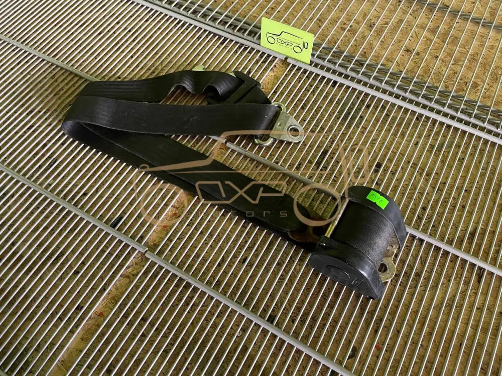 Mercedes-Benz G-Class W460 Front Right Seat Belt