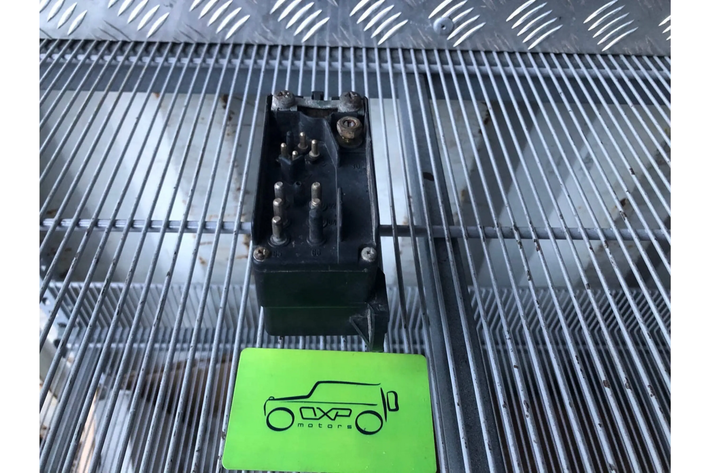 Mercedes-Benz G-Class W460 Glow time pre-glow relay