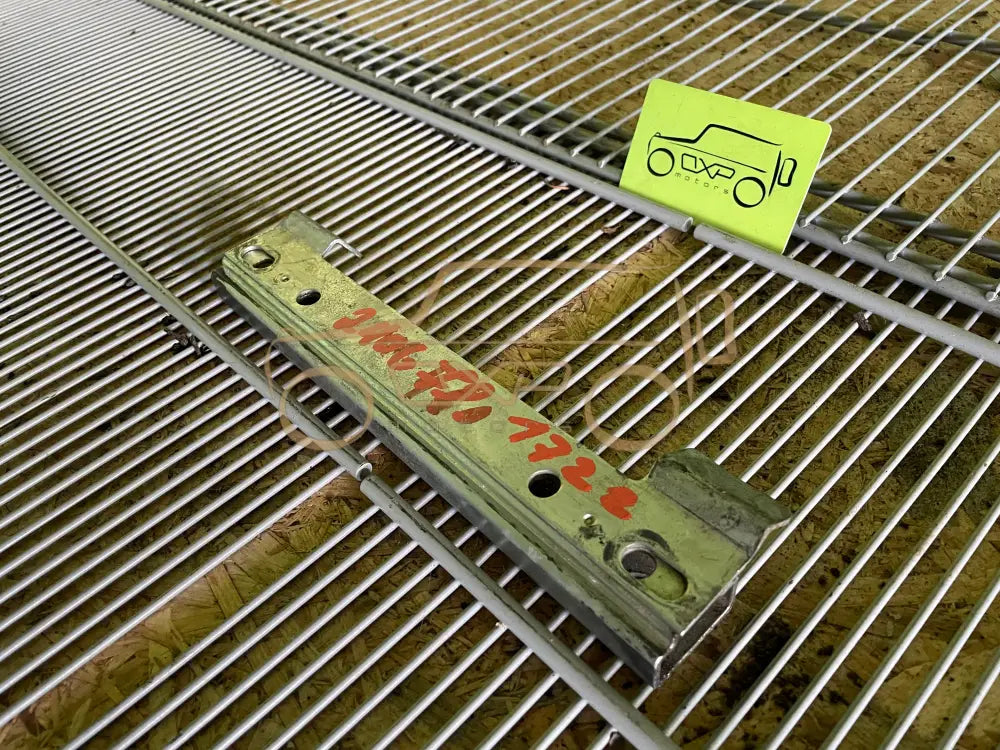 Mercedes-Benz G-Class W460 Seat guide rail
