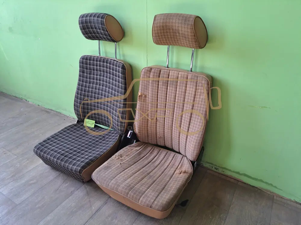 Mercedes-Benz G-Class W460 SWB Seat set