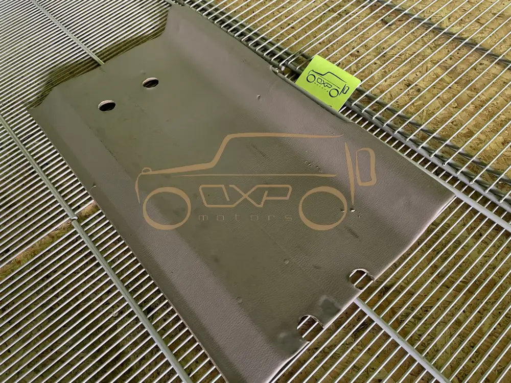 Mercedes-Benz G-Class W460 Trunk Panelling