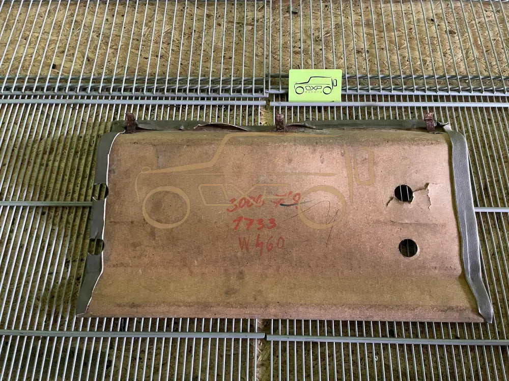 Mercedes-Benz G-Class W460 Trunk Panelling