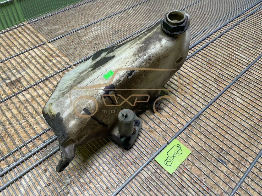 Mercedes-Benz G-Class W460 Windscreen washer reservoir