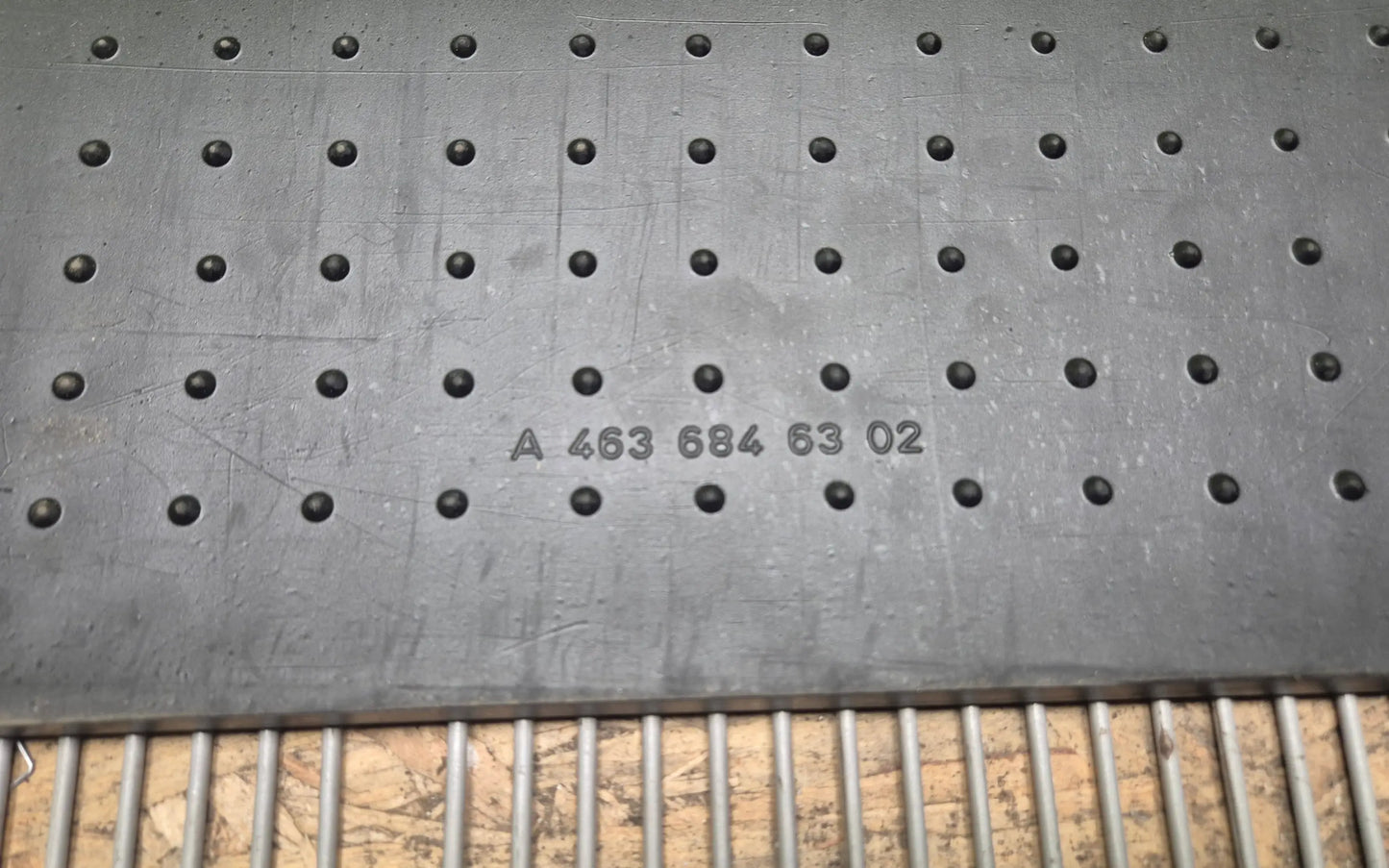 Mercedes-Benz G-Class W463 00-17 Rubber floor mats - floor mats