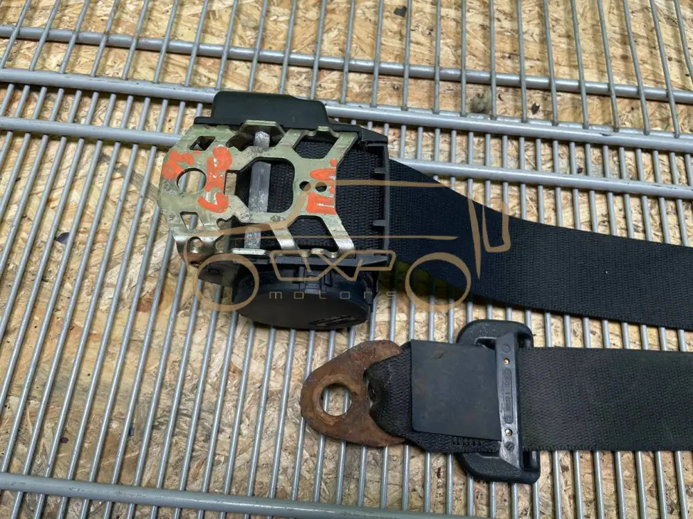 Mercedes-Benz G-Class W463 1993 Front Left Seat Belt