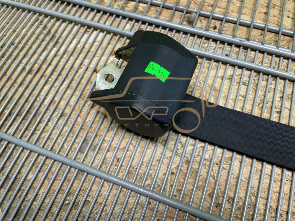 Mercedes-Benz G-Class W463 1993 Rear Left Seat Belt