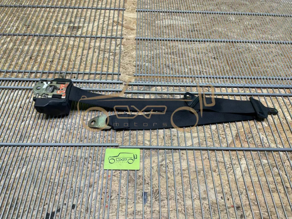 Mercedes-Benz G-Class W463 1993 Rear Left Seat Belt