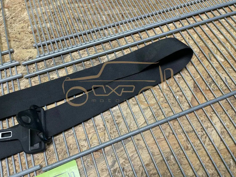 Mercedes-Benz G-Class W463 1993 Rear Right Seat Belt