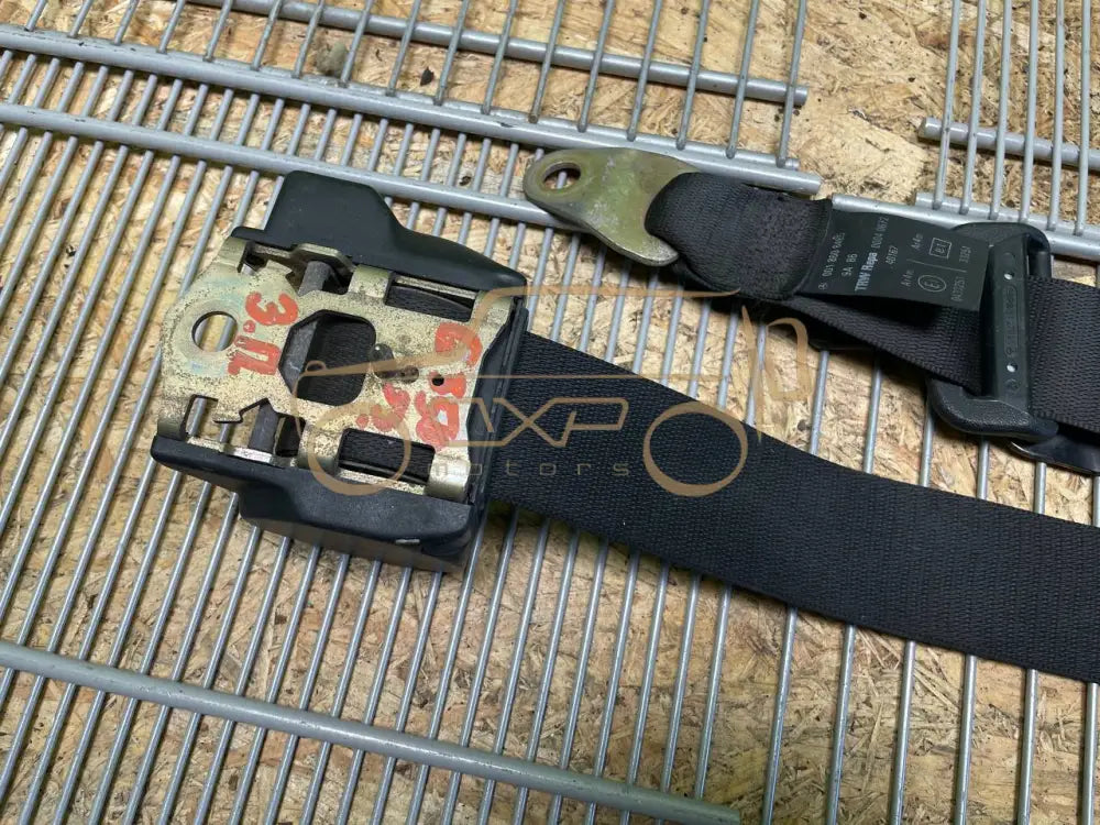 Mercedes-Benz G-Class W463 1993 Rear Right Seat Belt