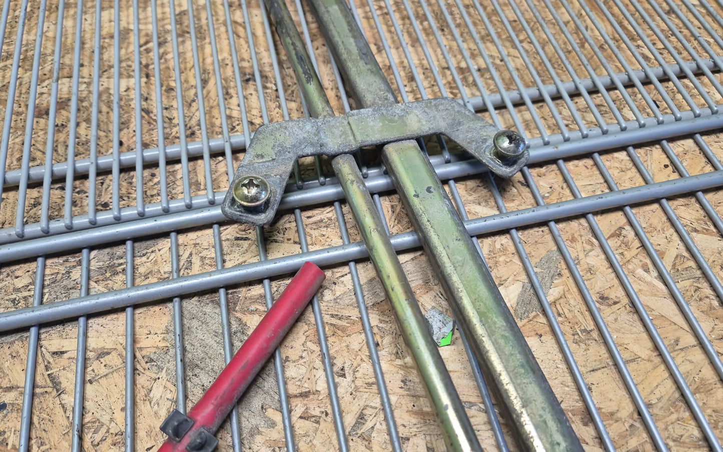 Mercedes-Benz G-Class W463 1999. Front Left Window Regulator - window regulator