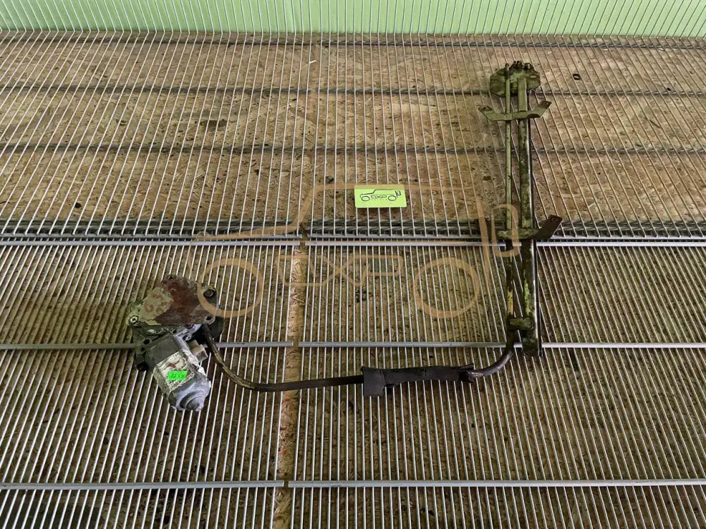 Mercedes-Benz G-Class W463 1999. Window Regulator