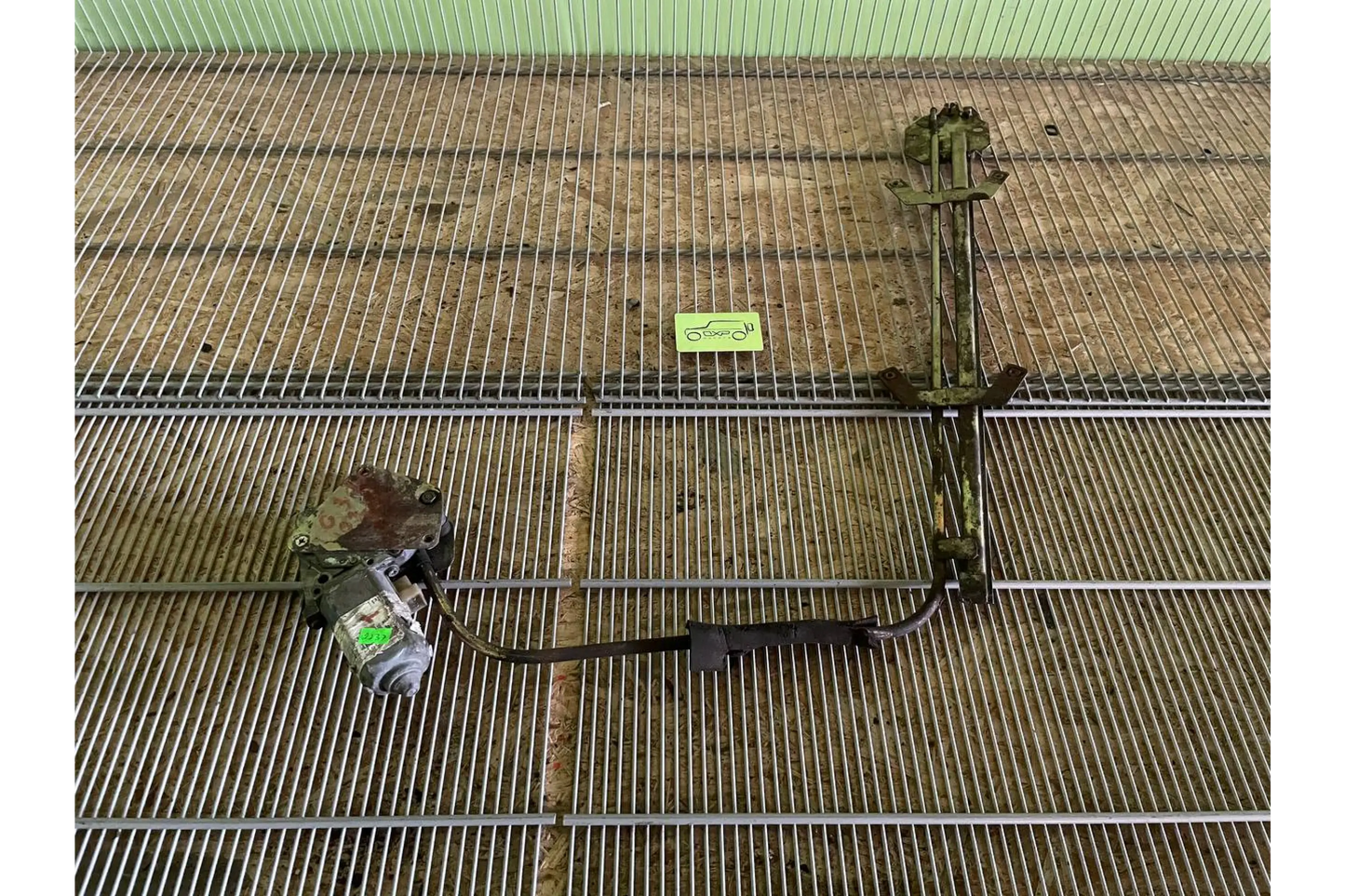 Mercedes-Benz G-Class W463 1999. Window Regulator