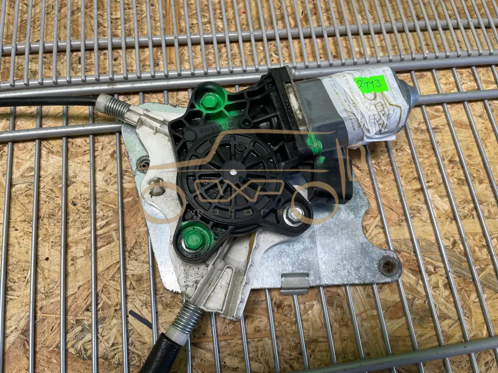 Mercedes-Benz G-Class W463 2013. Front Left Window Regulator