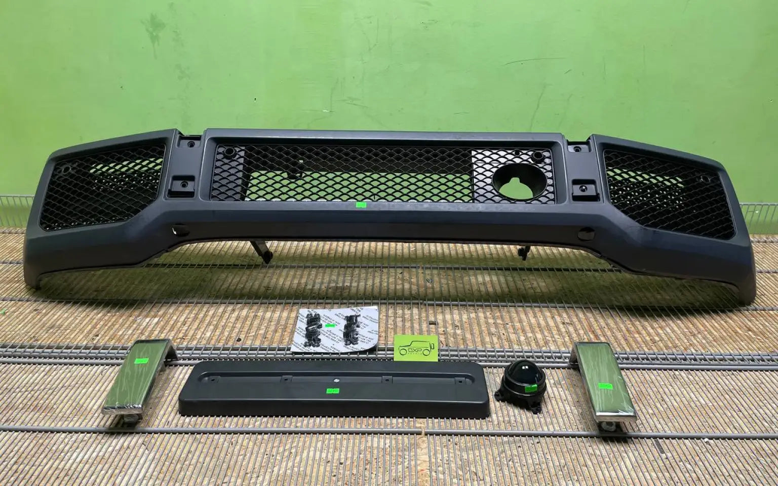 Mercedes-Benz G-Class W463 665/663 style AMG Front bumper - front bumper