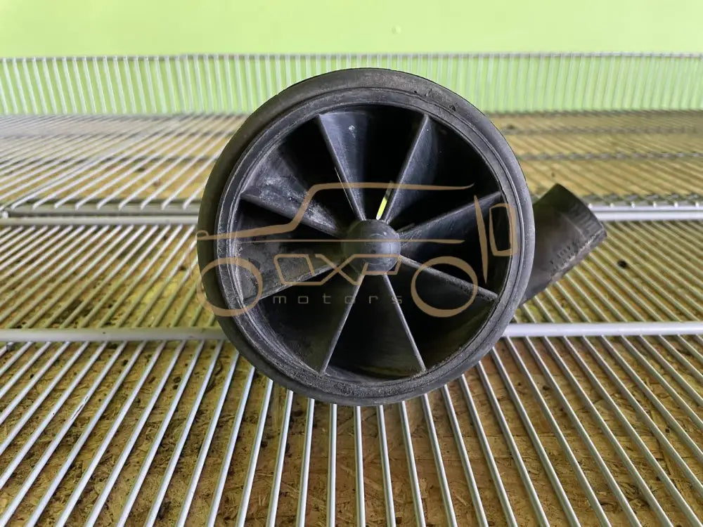 Mercedes-Benz G-Class W463 Air Cleaner