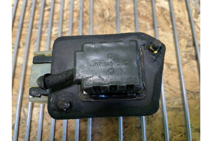 Mercedes-Benz G-Class W463 Air condition blower motor resistor - motor tesistor