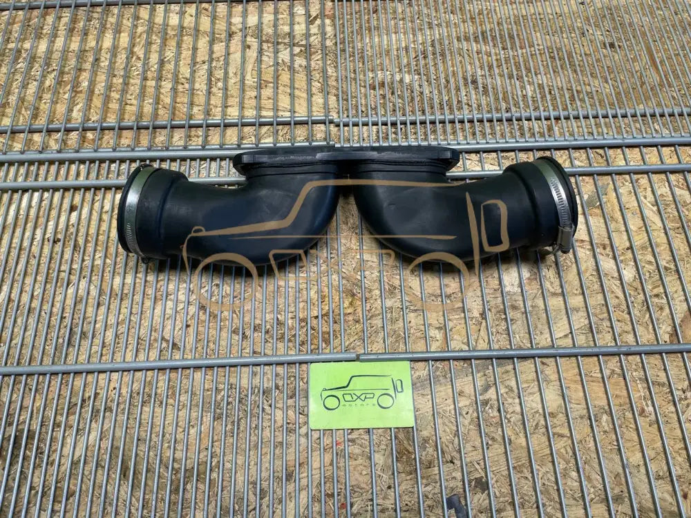 Mercedes-Benz G-Class W463 Air Intake Hose