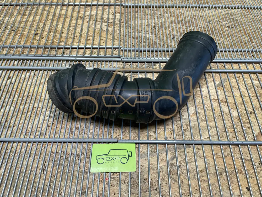 Mercedes-Benz G-Class W463 Air intake Hose Left