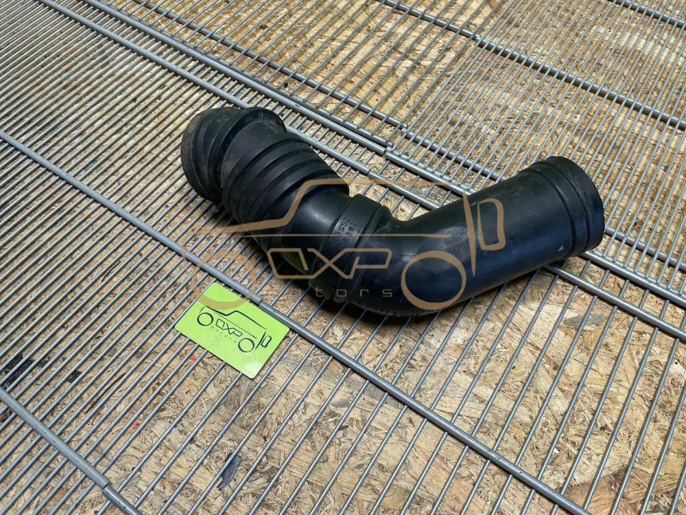 Mercedes-Benz G-Class W463 Air intake Hose Left