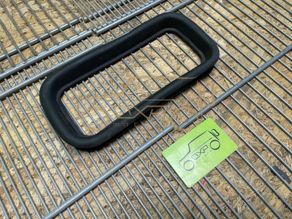 Mercedes-Benz G-Class W463 Air Intake Seal