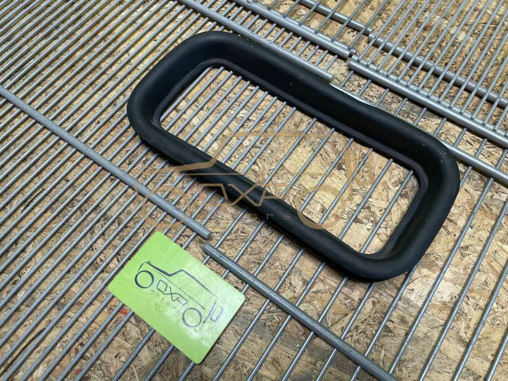 Mercedes-Benz G-Class W463 Air Intake Seal
