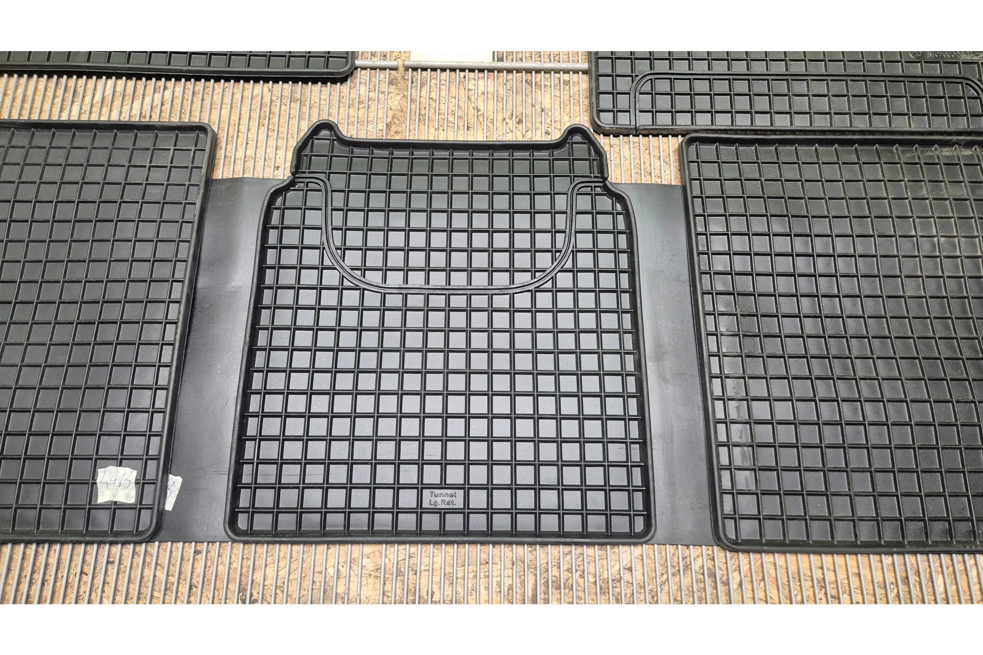 Mercedes-Benz G-Class W463 AMG fender flare set + Rubber floor mat set
