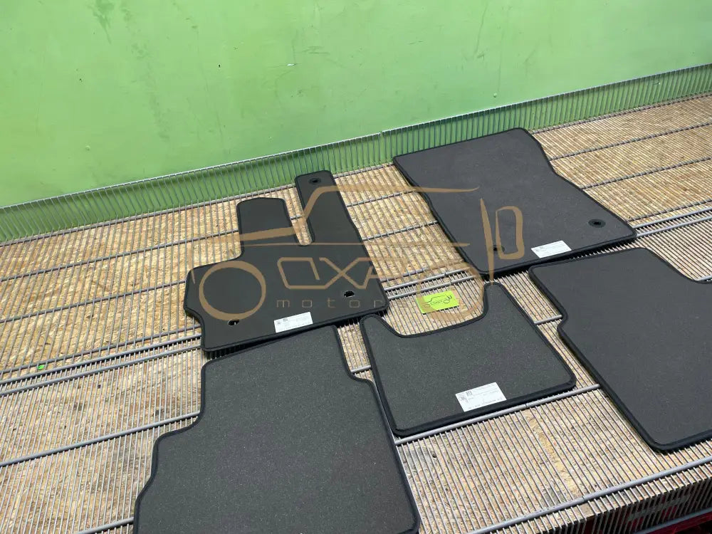 Mercedes-Benz G-Class W463 AMG Floor mats set - floor mats