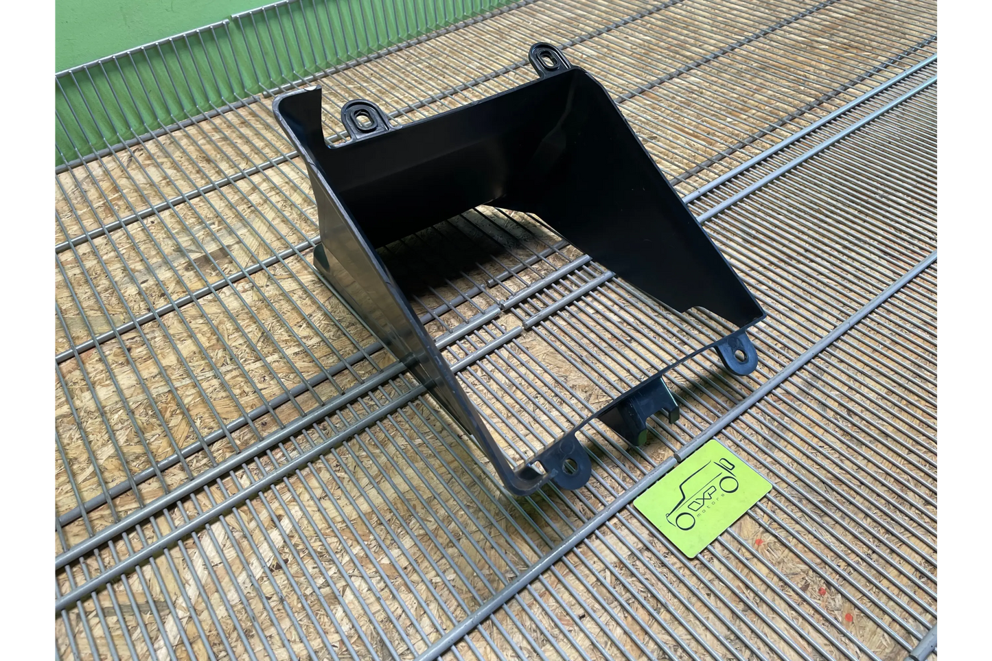Mercedes-Benz G-Class W463 AMG Front Left Air Duct Vent - air duct