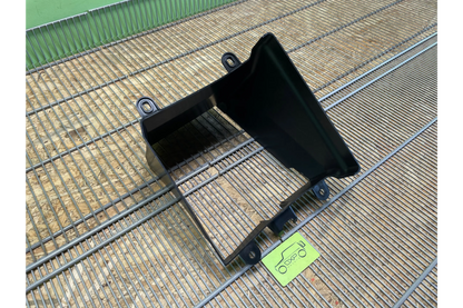 Mercedes-Benz G-Class W463 AMG Front Right Air Duct Vent - air duct