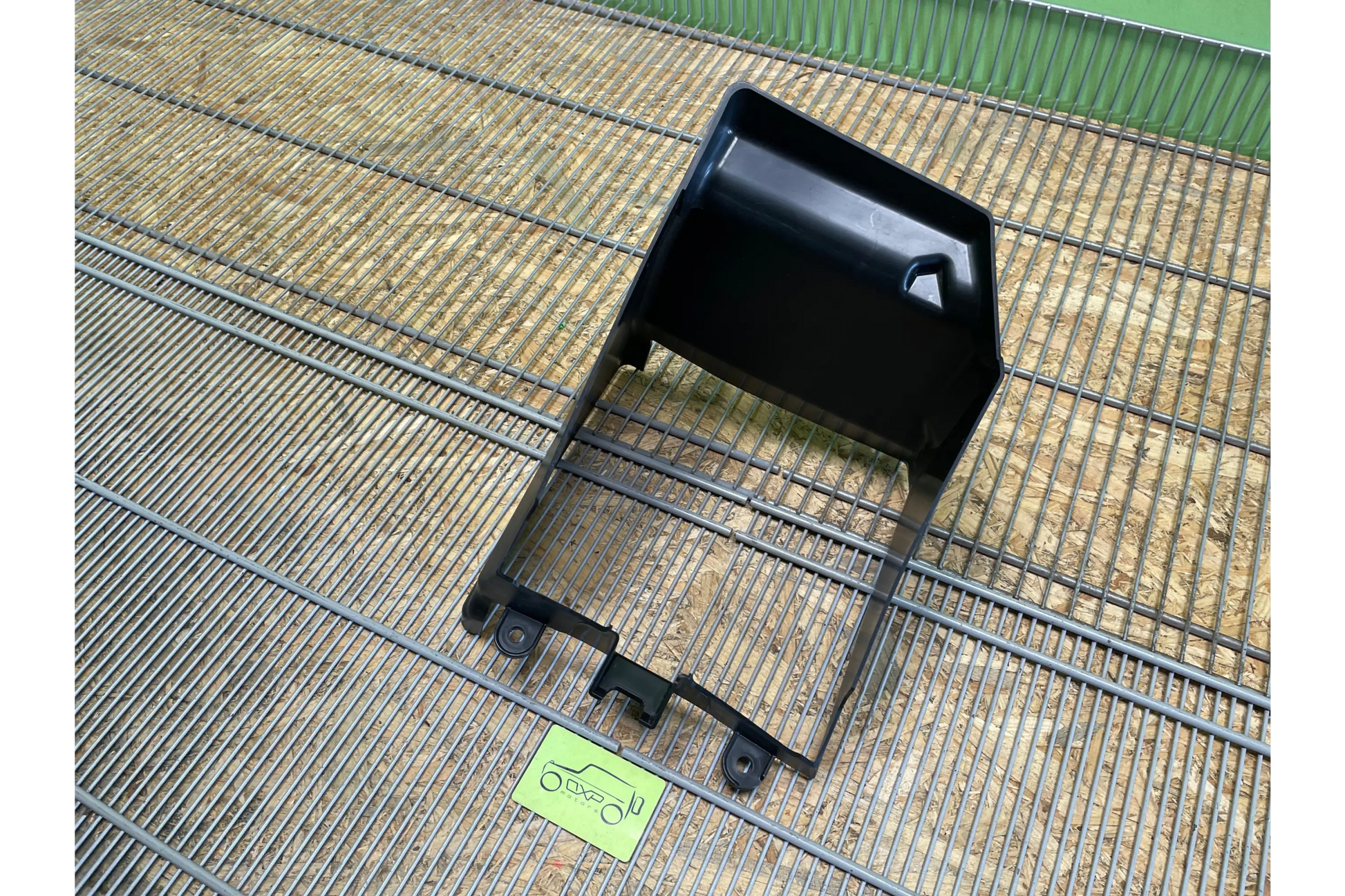 Mercedes-Benz G-Class W463 AMG Front Right Air Duct Vent - air duct