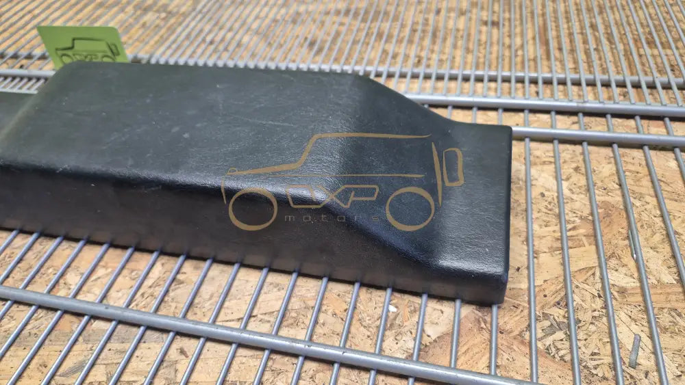 Mercedes-Benz G-Class W463 B-Pillar Cover