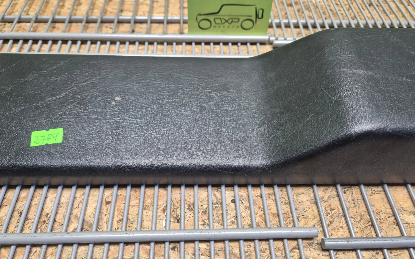 Mercedes-Benz G-Class W463 B-Pillar Cover