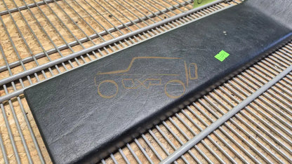 Mercedes-Benz G-Class W463 B-Pillar Cover