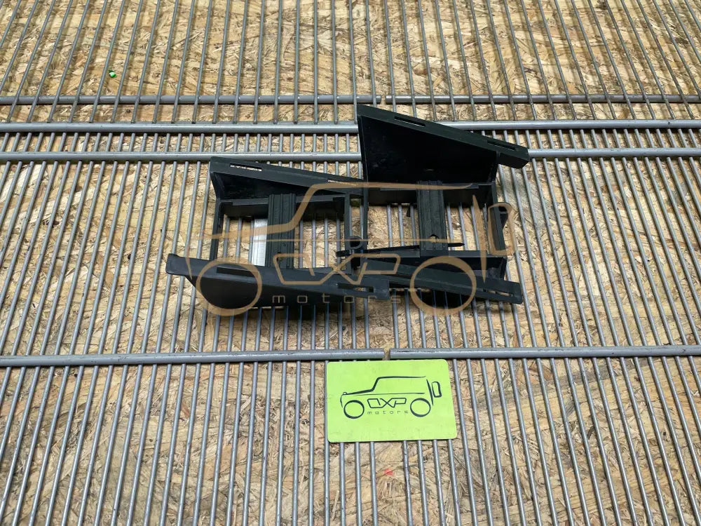 Mercedes-Benz G-Class W463 Blind spot radar mount bracket set - blind spot radar mount bracket