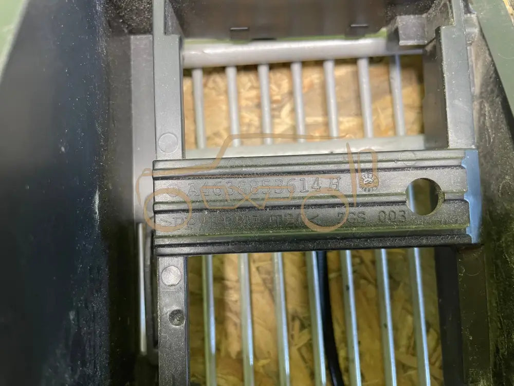 Mercedes-Benz G-Class W463 Blind spot radar mount bracket set - blind spot radar mount bracket