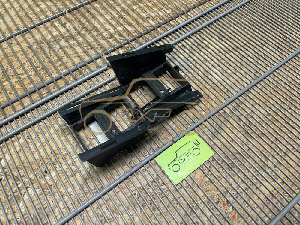 Mercedes-Benz G-Class W463 Blind spot radar mount bracket set - blind spot radar mount bracket