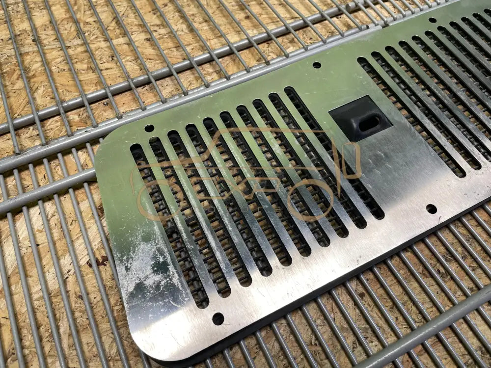 Mercedes-Benz G-Class W463 Bonnet Grille Cover