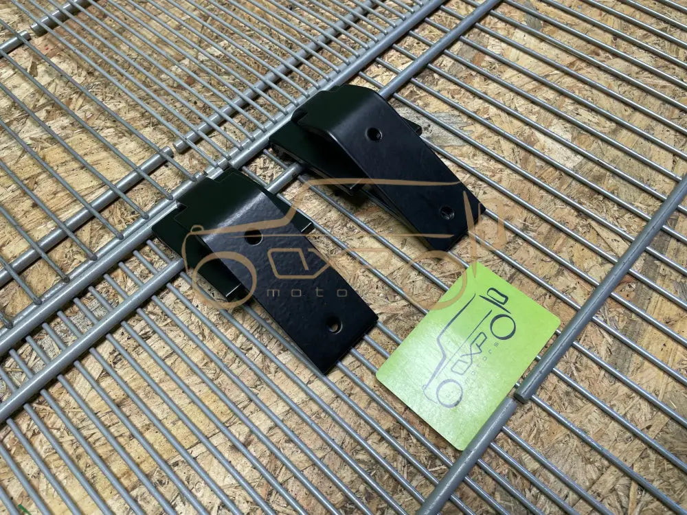 Mercedes-Benz G-Class W463 Bonnet Hinge Set