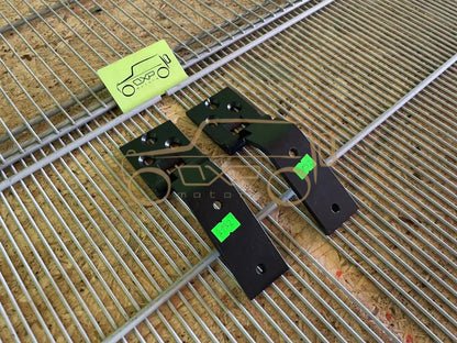 Mercedes-Benz G-Class W463 Bonnet Hinge Set