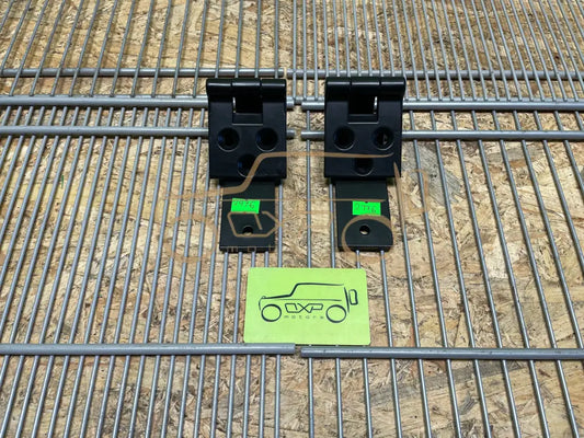Mercedes-Benz G-Class W463 Bonnet Hinge Set